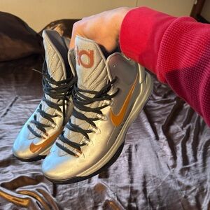 KD V High Texas